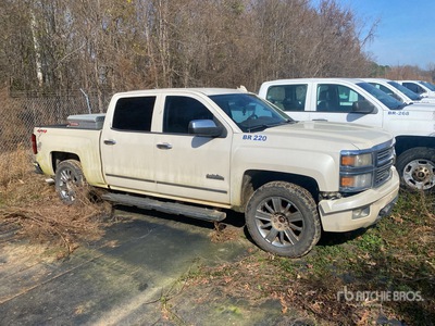 2015 Chevrolet Silverado 1500 High Country 4x4 Crew Cab Pickup