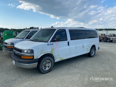 2016 Chevrolet Express 2500 12 Furgone passeggeri (Inoperable)