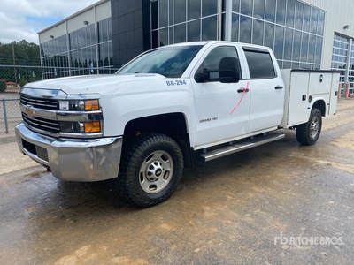 2016 Chevrolet Silverado 2500HD 4x4 Crew Cab Utility Truck