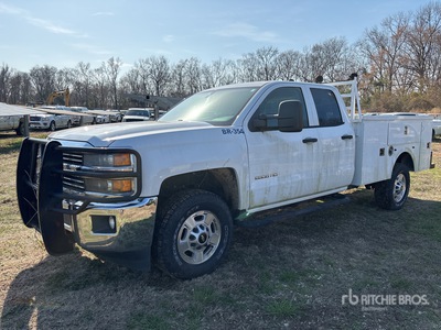 2015 Chevrolet 2500HD 4x4 Extended Cab Utility Truck