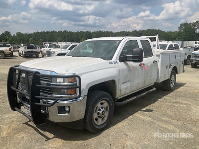 2015 Chevrolet Silverado 2500HD 4x4 Crew Cab Utility Truck