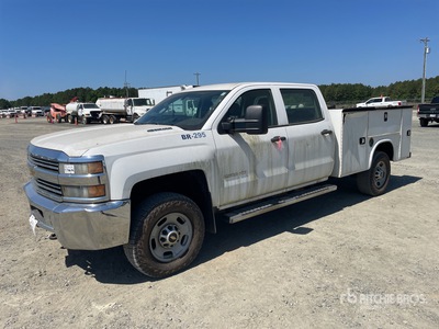 2016 Chevrolet Silverado 2500HD 4x4 Crew Cab Utility Truck