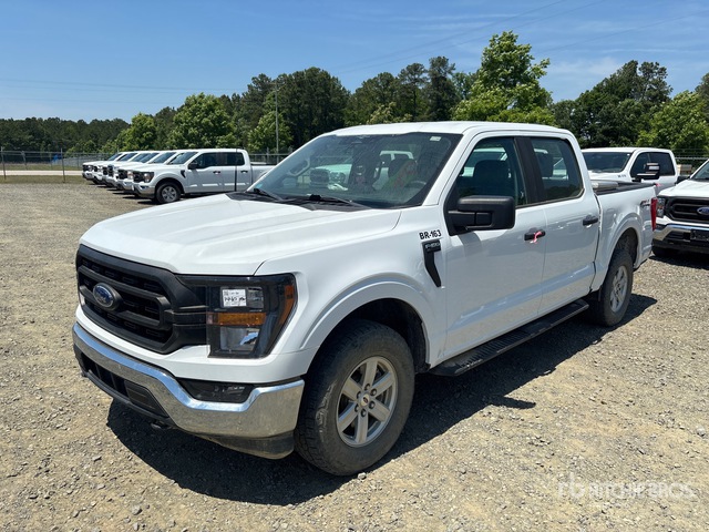 2023 Ford F-150 XL 4x4 Crew Cab Pickup