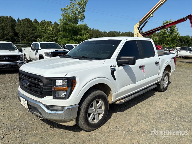 2023 Ford F-150 XL 4x4 Crew Cab Pickup