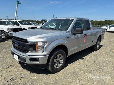 Ford F-150 XL 4x4 Extended Cab Pickup