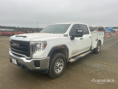 2021 GMC Sierra 2500HD 4x4 Crew Cab Utility Truck