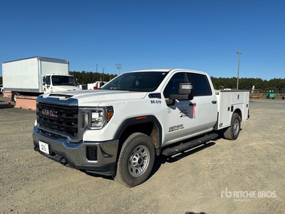 2021 GMC Sierra 2500HD 4x4 Crew Cab Utility Truck