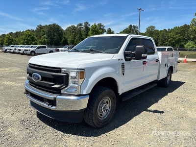 2022 Ford F-250 XL 4x4 Crew Cab Utility Truck