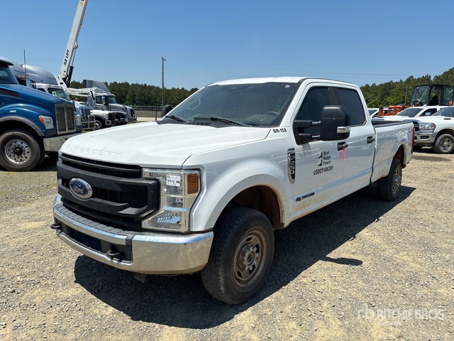 2022 Ford F-250 XL 4x4 Crew Cab Pickup