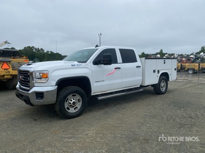 2017 GMC Sierra 2500HD 4x4 Crew Cab Utility Truck