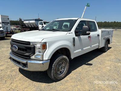 2022 Ford F-250 XL 4x4 Crew Cab Utility Truck