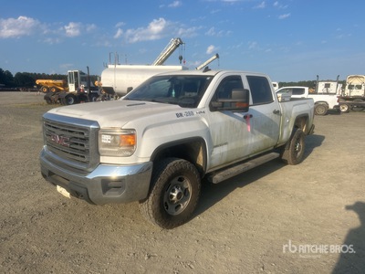 2016 GMC Sierra 2500HD 4x4 Crew Cab Pickup