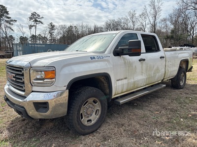 2016 GMC Sierra 2500HD 4x4 Crew Cab Pickup