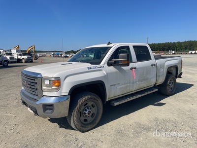 2016 GMC Sierra 2500HD 4x4 Crew Cab Pickup