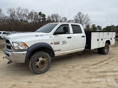 2015 Ram 5500 4x4 Crew Cab Utility Truck