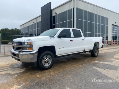 2015 Chevrolet 2500HD 4x4 Crew Cab Pickup