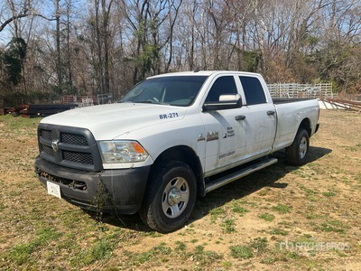 2016 Ram 3500 4x4 Crew Cab Pickup