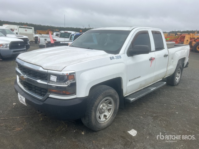 2017 Chevrolet Silverado 1500 4x4 Crew Cab Pickup