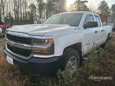 2017 Chevrolet Silverado 1500 4x4 Extended Cab Pickup