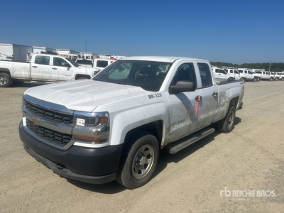 2017 Chevrolet Silverado 1500 4x4 Extended Cab Pickup