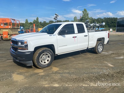 2017 Chevrolet Silverado 1500 4x4 Crew Cab Pickup