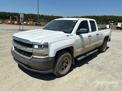 2017 Chevrolet Silverado 1500 4x4 Extended Cab Pickup
