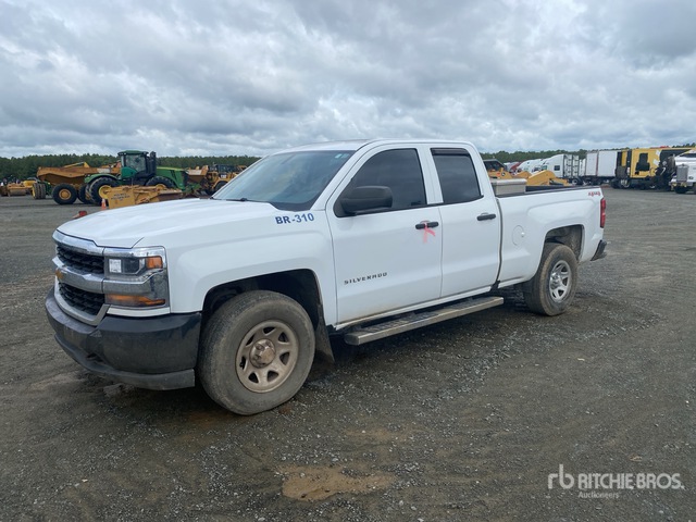 2017 Chevrolet Silverado 1500 4x4 Extended Cab Pickup