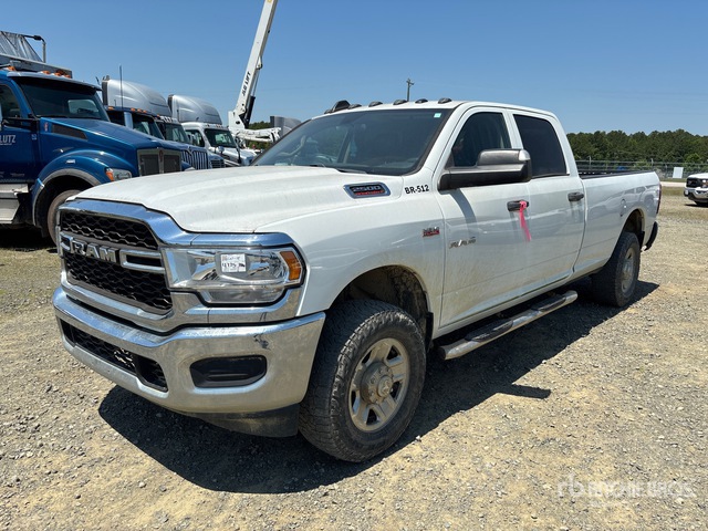 2020 Ram 2500 Tradesman 4x4 Crew Cab Pickup