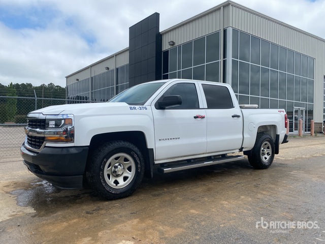 2018 Chevy Silverado 1500 4x4 Crew Cab Pickup