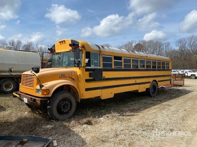 1999 International 3800 Bus
