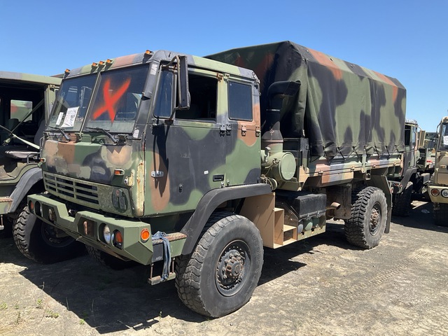 1997 Stewart & Stevenson M1081 LMTV 4x4 Cargo Truck 1997 Stewart & Stevenson M1081 LMTV 4x4 Cargo Truck