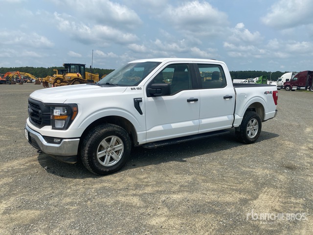 2023 Ford F-150 XL 4x4 Crew Cab Pickup
