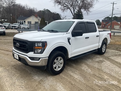 2023 Ford F-150 XL 4x4 Crew Cab Pickup