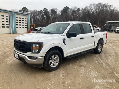 2023 Ford F-150 XL 4x4 Crew Cab Pickup