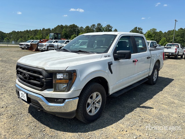 2023 Ford F-150 XL 4x4 Crew Cab Pickup