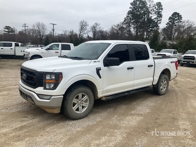 2023 Ford F-150 XL 4x4 Crew Cab Pickup