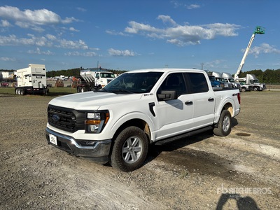2023 Ford F-150 XL 4x4 Crew Cab Pickup