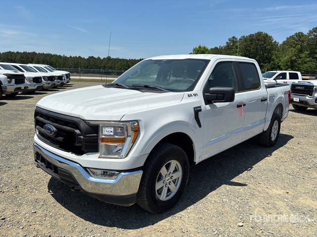 2022 Ford F-150 XL 4x4 Crew Cab Pickup