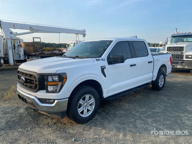 2023 Ford F-150 XL 4x4 Crew Cab Pickup