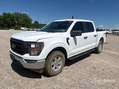 2023 Ford F-150 XL 4x4 Crew Cab Pickup