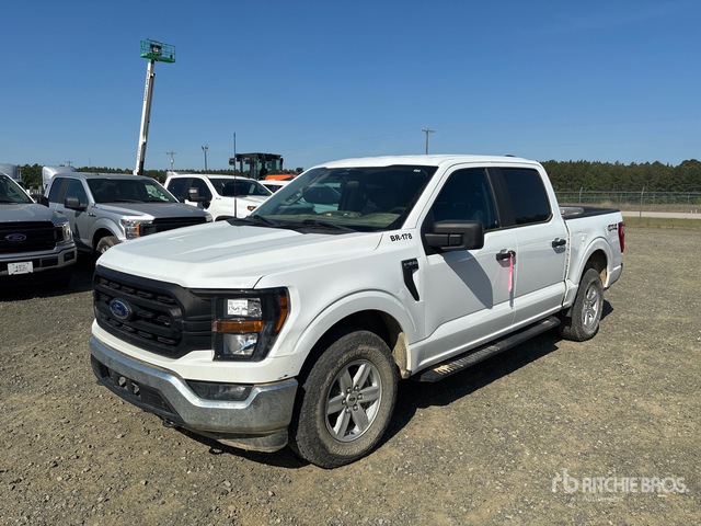 2023 Ford F-150 XL 4x4 Crew Cab Pickup