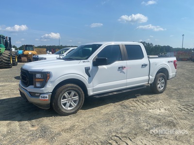 2023 Ford F-150 XL 4x4 Crew Cab Pickup