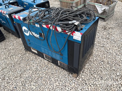 2024 Miller Big Blue 400 Pro Multi-Process Motorbetriebenes Schweißgerät