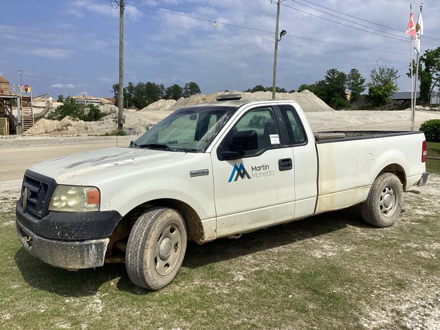 2007 Ford F-150 XL 4x2 Extended Cab Pickup