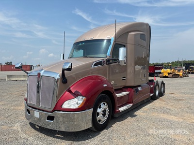 2019 Kenworth T680 6x4 Cabeza Tractora Cabina Dormitorio