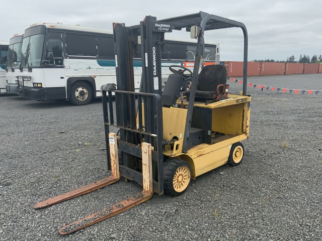 Daewoo DC30S-2 Electric Forklift