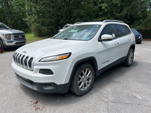 2017 Jeep Cherokee Latitude 2WD SUV