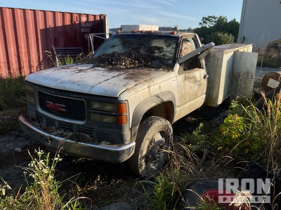 1994 GMC 3500 SLE 4x2 Utility Truck (Inoperable)