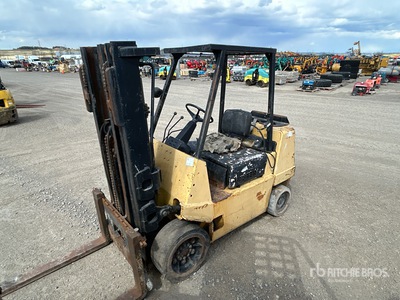 Hyster S80XL 4250 lb Cushion Tire Forklift