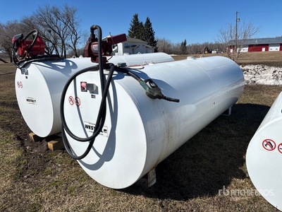 2016 Westeel 1000 gal Fuel Tank